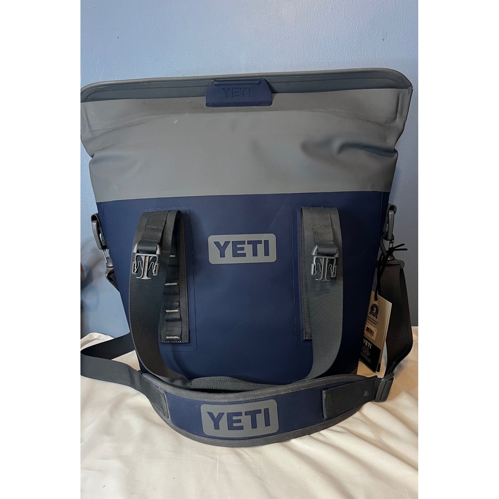 Yeti Hopper M30 Soft Cooler Navy Blue Gray Portable Insulated Beach Travel Bag